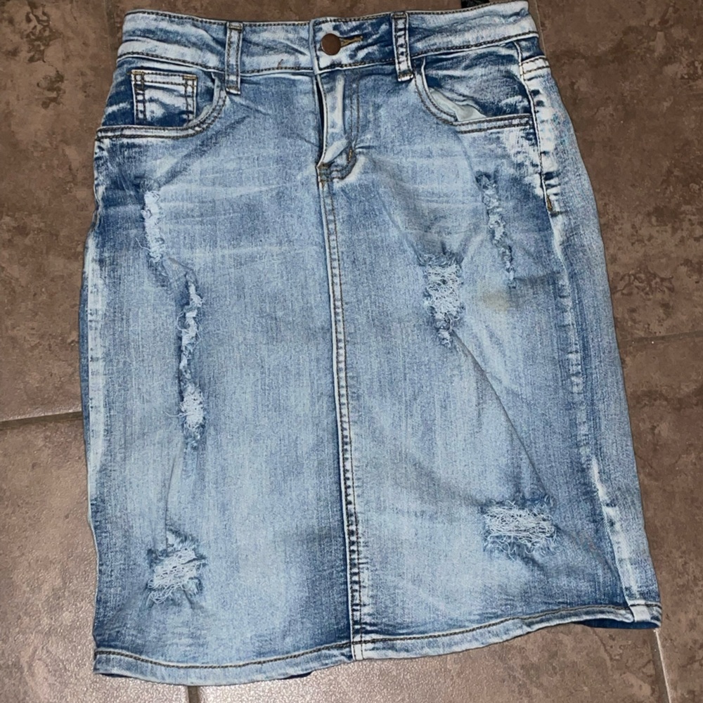 Denim skirt